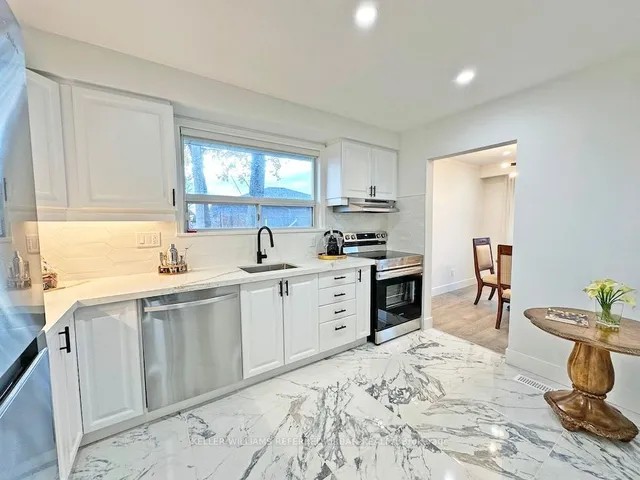 Additional image 17 of 27 Crendon Dr