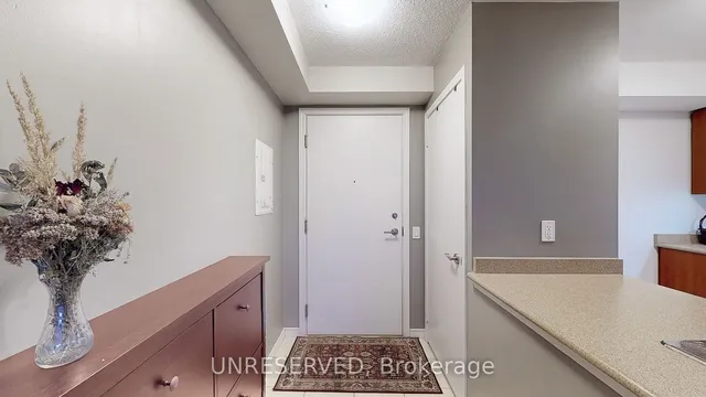 Additional image 19 of 61 Heintzman St Unit 1412