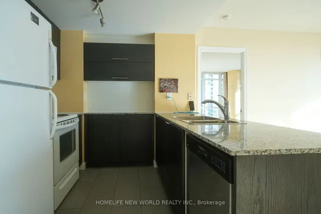 Additional image 9 of 15 FORT YORK Blvd Unit 4610