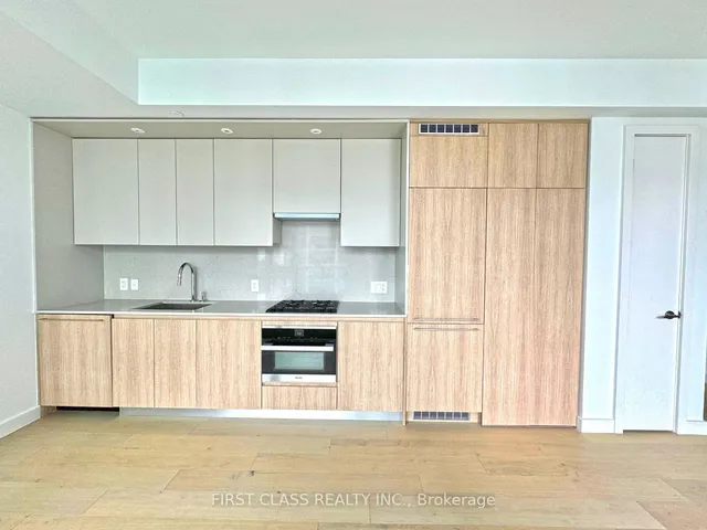 Additional image 10 of 81 Wellesley St Unit 908