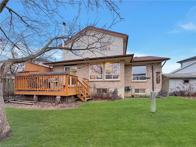 Additional image 32 of 84 Scenic Wood Cres