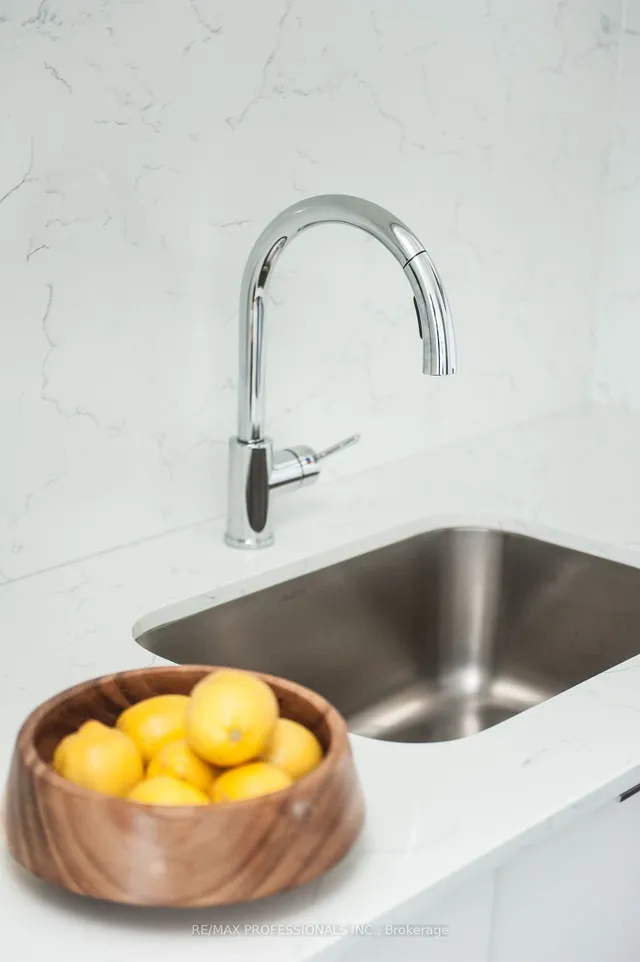 Additional image 31 of 30 Samuel Wood Way Unit 1301