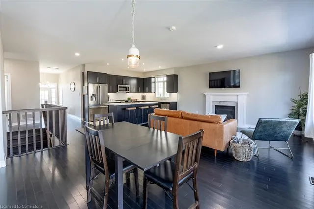 Additional image 21 of 219 Falconridge Dr