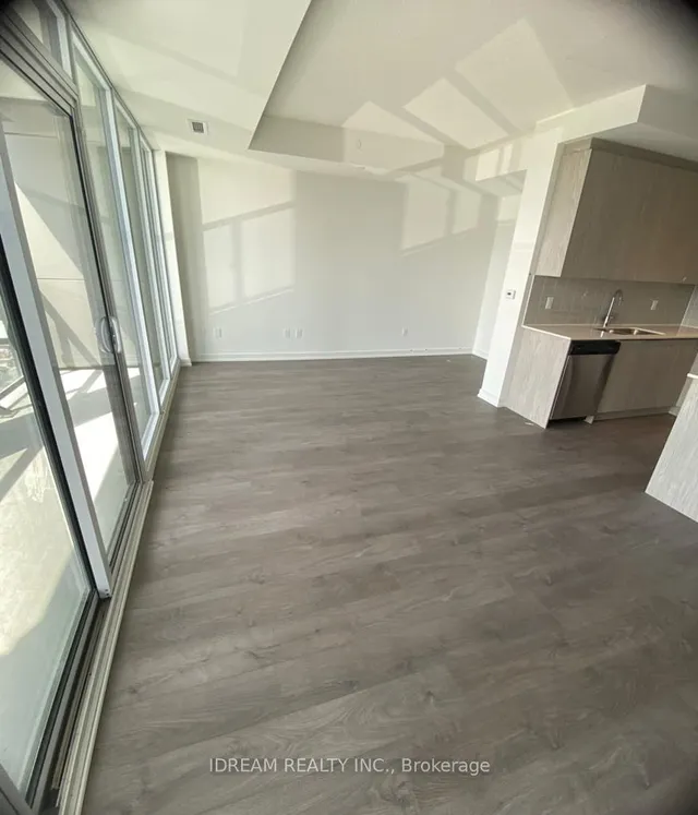 Additional image 10 of 55 Duke St Unit 2310