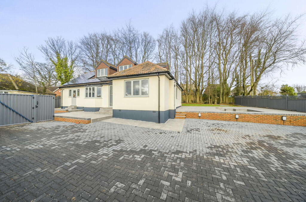 Additional image 2 of Plackett Lane, West Coker Road, Yeovil, Somerset, BA20