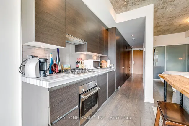 Additional image 18 of 629 King St Unit 913