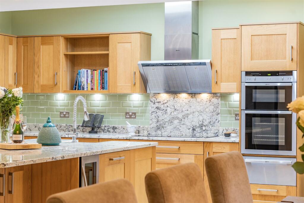 Additional image 15 of Salisbury Hollow, Edington