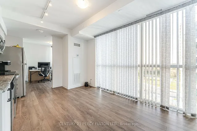 Additional image 15 of 10 Meadowglen Pl Unit 611