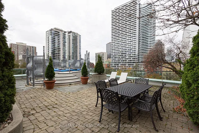 Additional image 24 of 70 Alexander St Unit 1007