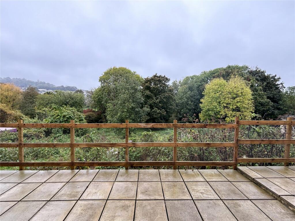 Additional image 9 of Bath