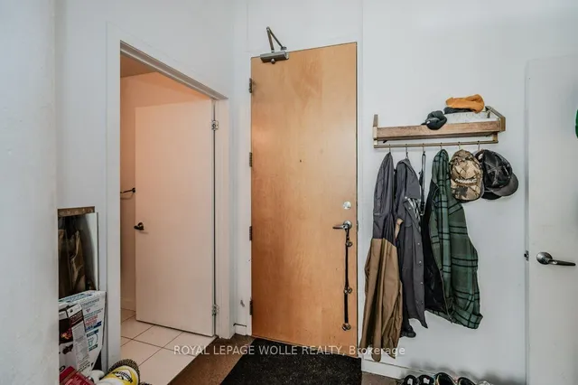 Additional image 26 of 404 King St Unit 217