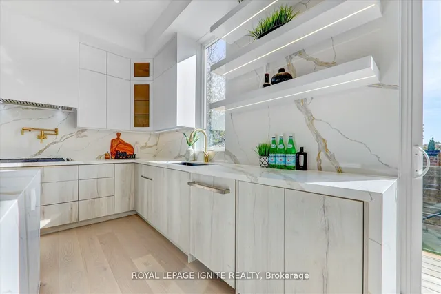 Additional image 8 of 231 Falstaff Ave