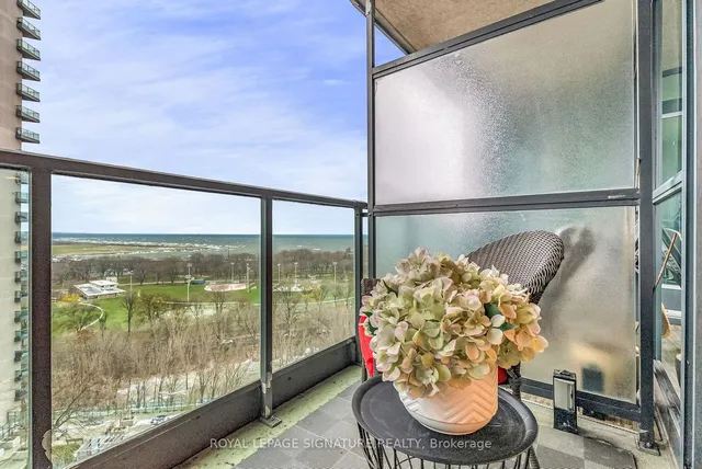 Additional image 31 of 231 Fort York Blvd Unit 1701