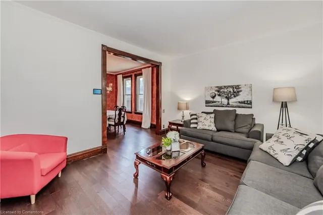 Additional image 9 of 7 Richmond Ave