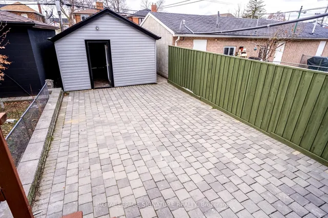 Additional image 24 of 98 Earlscourt Ave