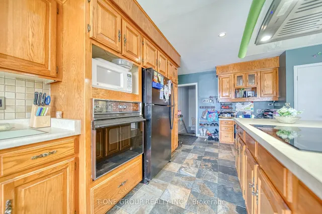 Additional image 10 of 58 Reyburn Ave