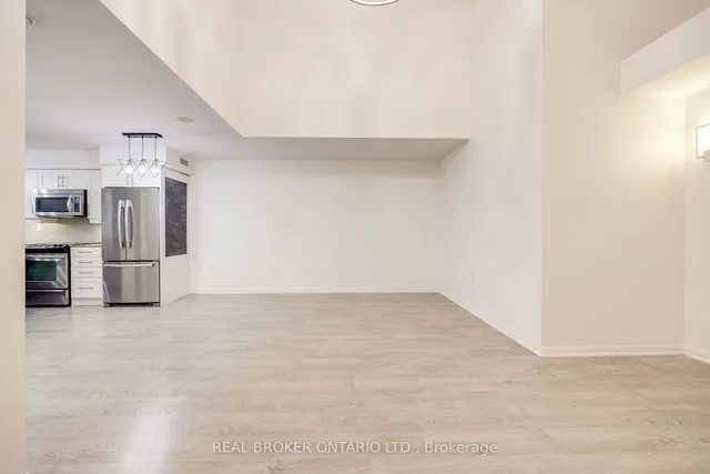 Additional image 10 of 125 Western Battery Rd Unit 213