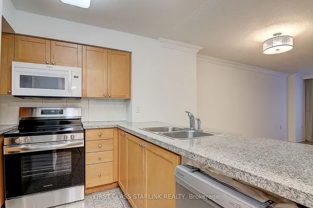 Additional image 13 of 388 Bloor St Unit 302