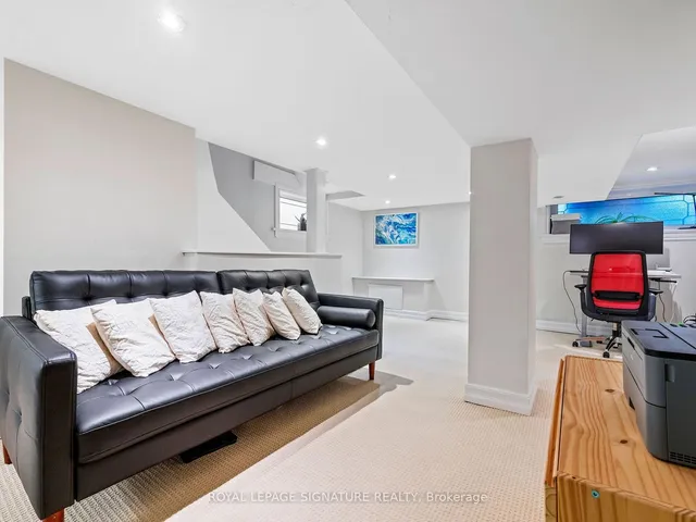 Additional image 26 of 914 Royal York Rd