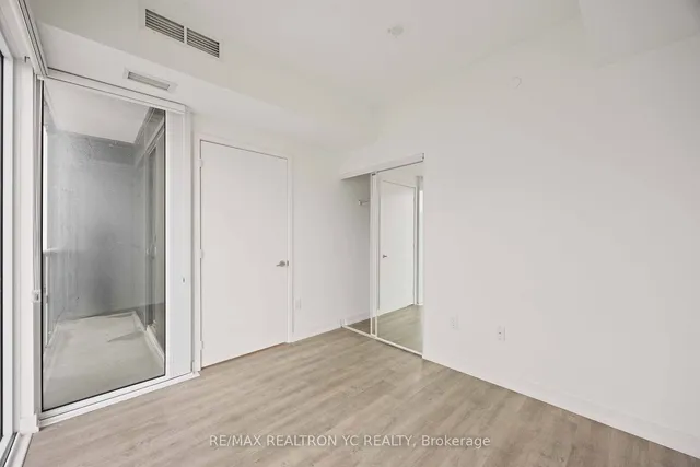 Additional image 17 of 158 Front St Unit 2114