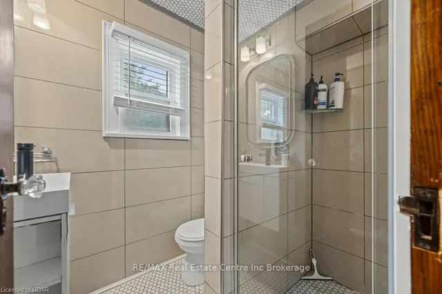 Additional image 28 of 11 MANSION St