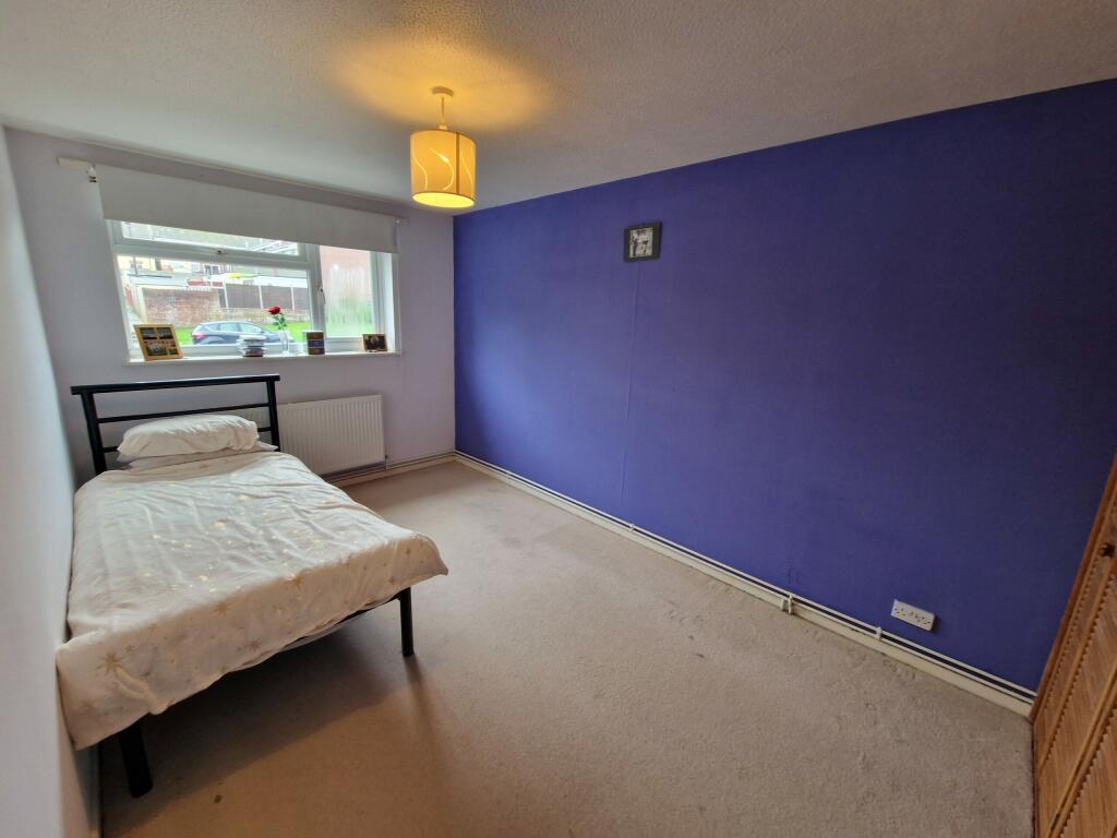 Additional image 7 of St. Johns Road, Yeovil, Somerset