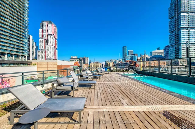 Additional image 34 of 99 John St Unit 4504