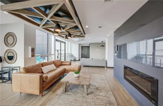 Additional image 42 of 60 Charles Street West, St Unit 604