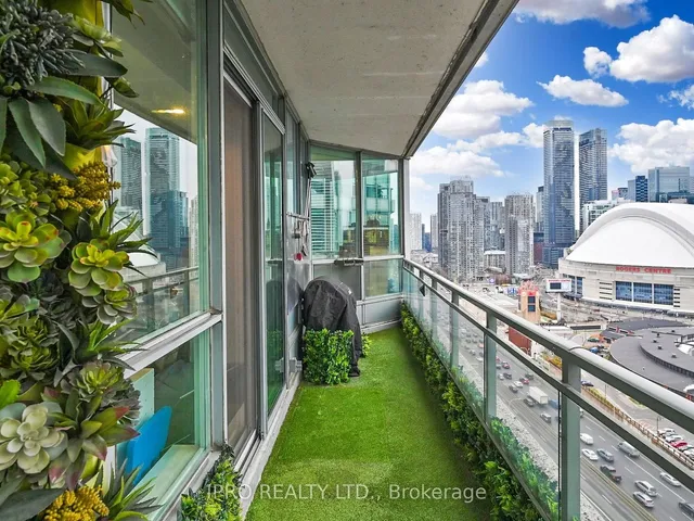 Additional image 17 of 228 Queens Quay Unit SPH2701