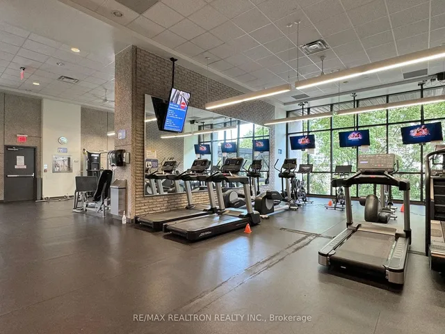 Additional image 30 of 33 Harbour Sq Unit 3004