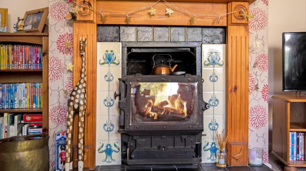 Additional image 3 of Main Street Walton