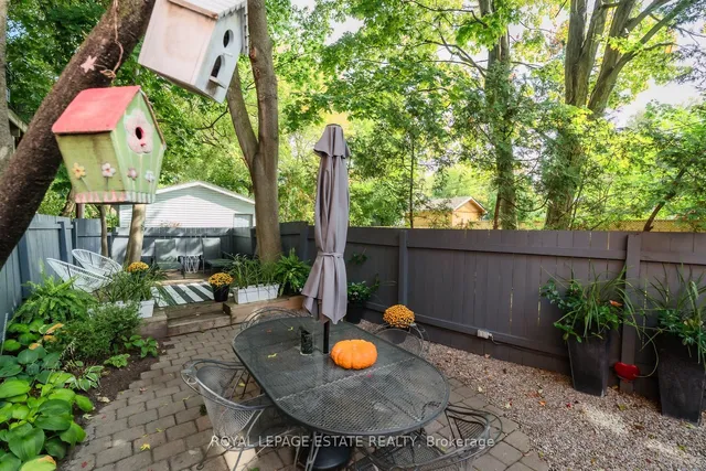 Additional image 32 of 225 Pickering St