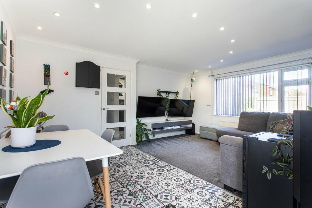 Additional image 3 of Silbury Close, Westbury