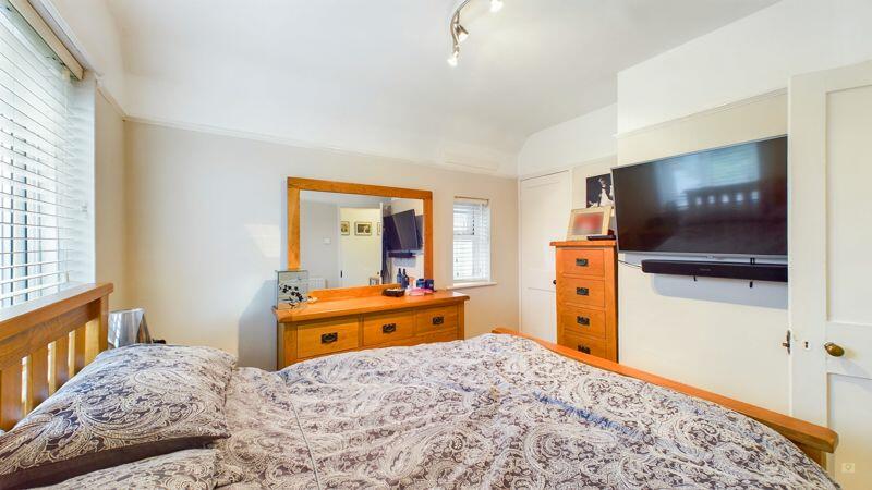 Additional image 14 of 57 Grass Royal