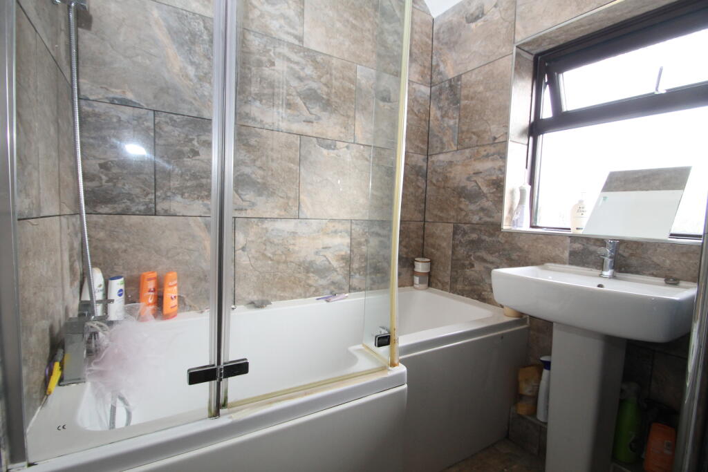 Additional image 8 of Wells