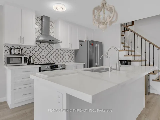 Additional image 13 of 8 Pony Way