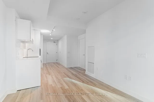 Additional image 13 of 230 Simcoe St Unit 2411