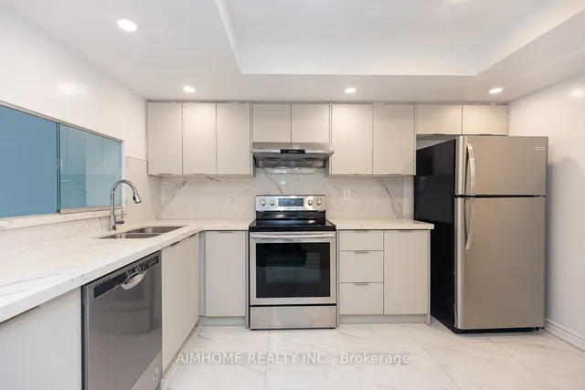 Additional image 11 of 330 Alton Towers Circ Unit 1613