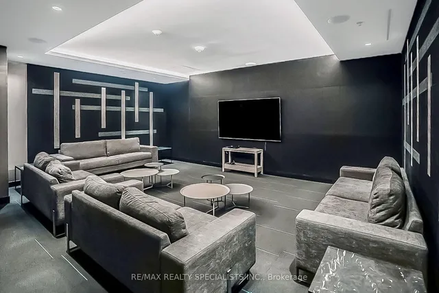 Additional image 38 of 181 Dundas St Unit 4909