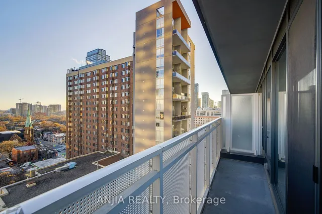 Additional image 26 of 89 McGill St Unit 1306