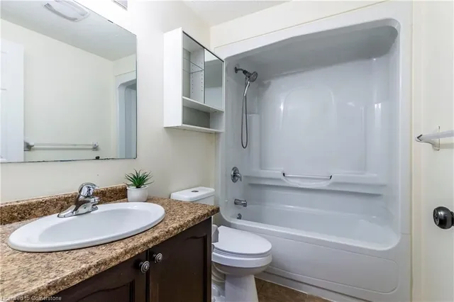 Additional image 17 of 310 Fallowfield Dr