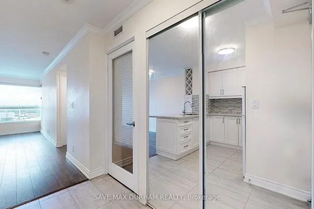 Additional image 32 of 38 Lee Center Dr Unit 1708