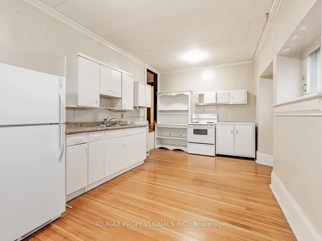 Additional image 32 of 11 Gibson Ave