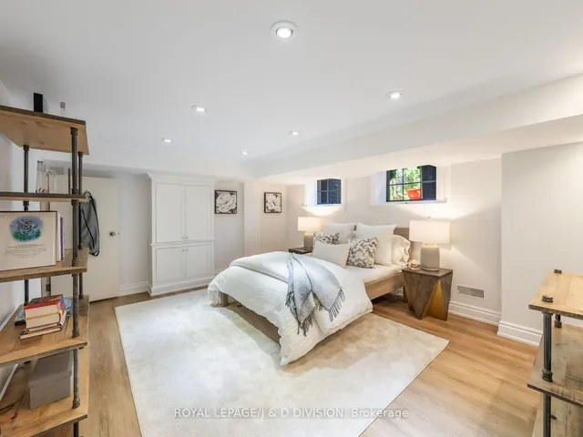 Additional image 34 of 149 Dinnick Cres