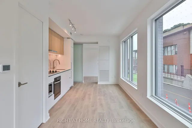 Additional image 25 of 1100 Sheppard Ave Unit 208