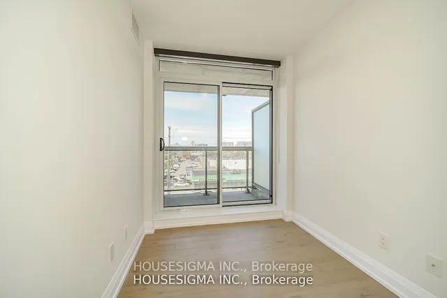 Additional image 8 of 3520 Danforth Ave Unit 417