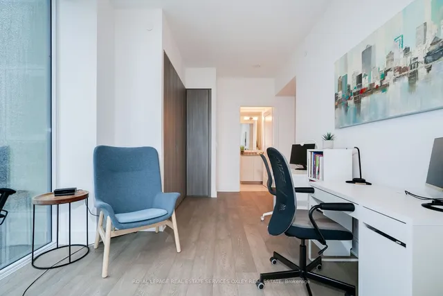 Additional image 22 of 128 Pears Ave Unit 1002