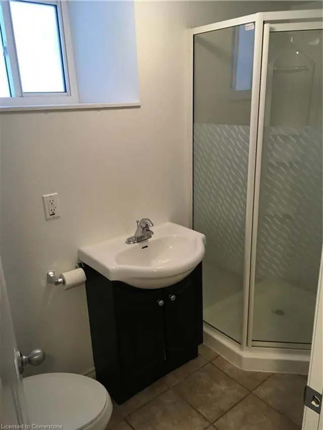 Additional image 31 of 203 Breithaupt St