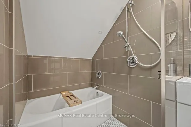 Additional image 22 of 11 MANSION St