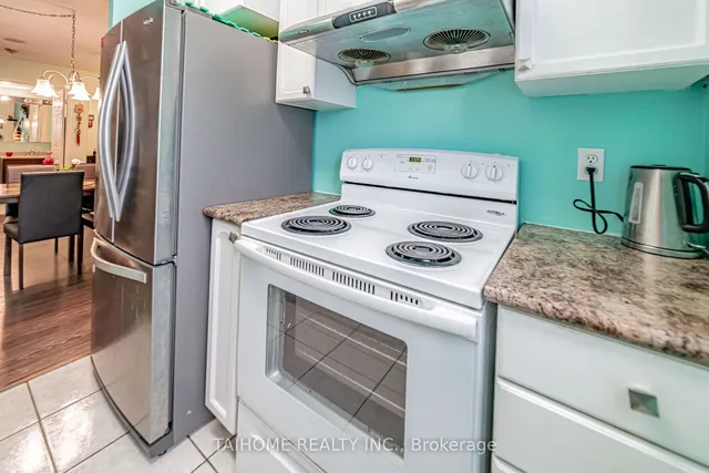 Additional image 19 of 1 Pemberton Ave Unit 702